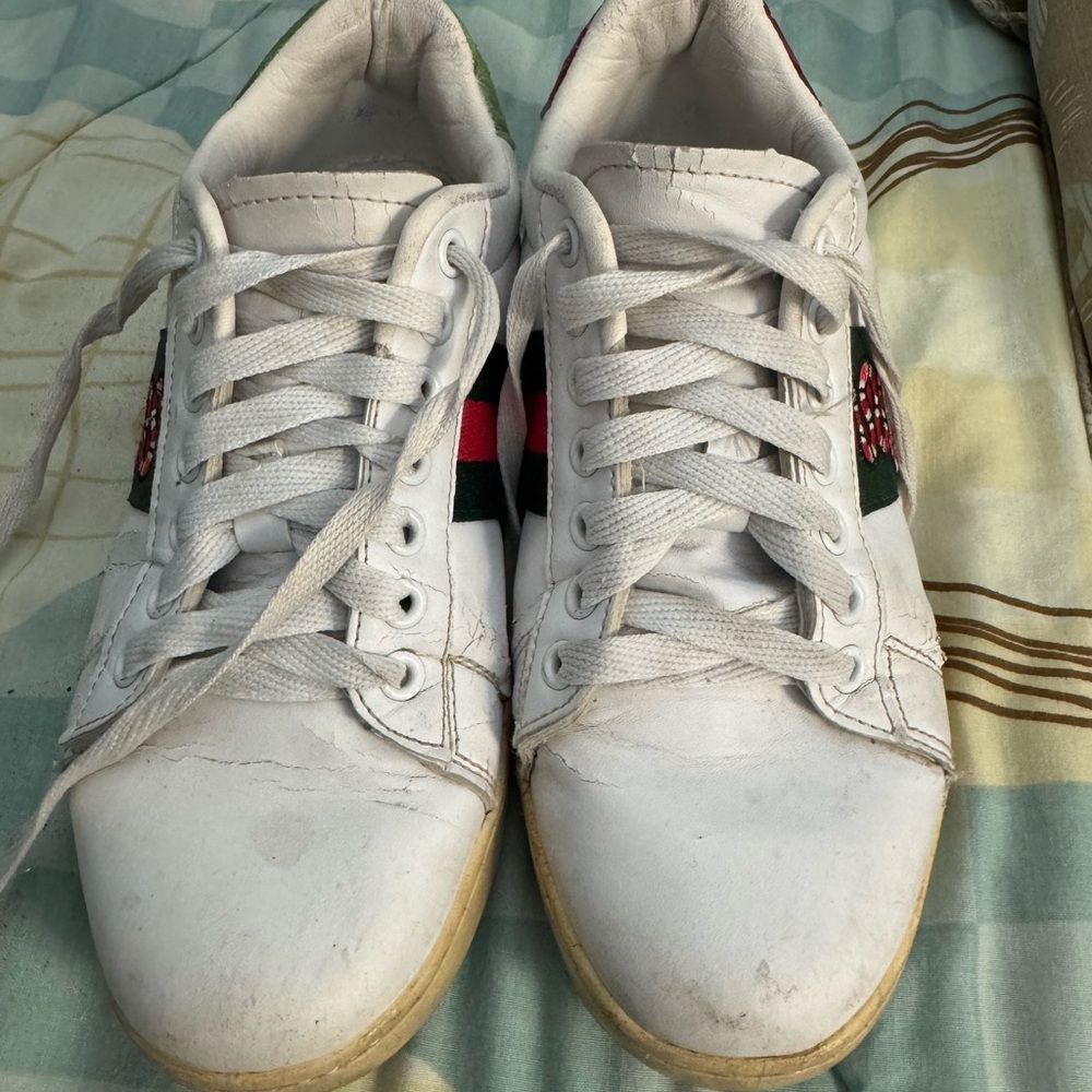 White Sneakers with Red and Green Accents